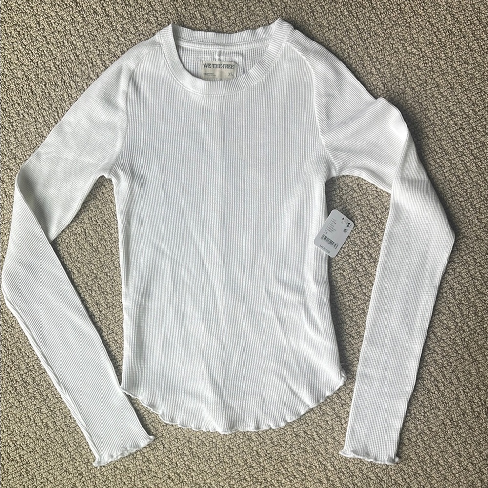 We The Free White Long Sleeve Tee with Soft Fabric and Relaxed Fit